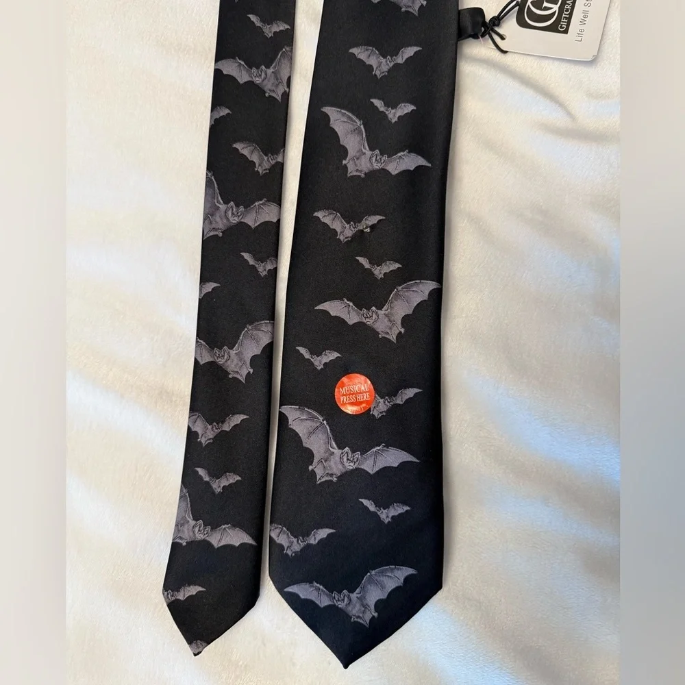 Halloween Black Bat Patterned Tie NWTs